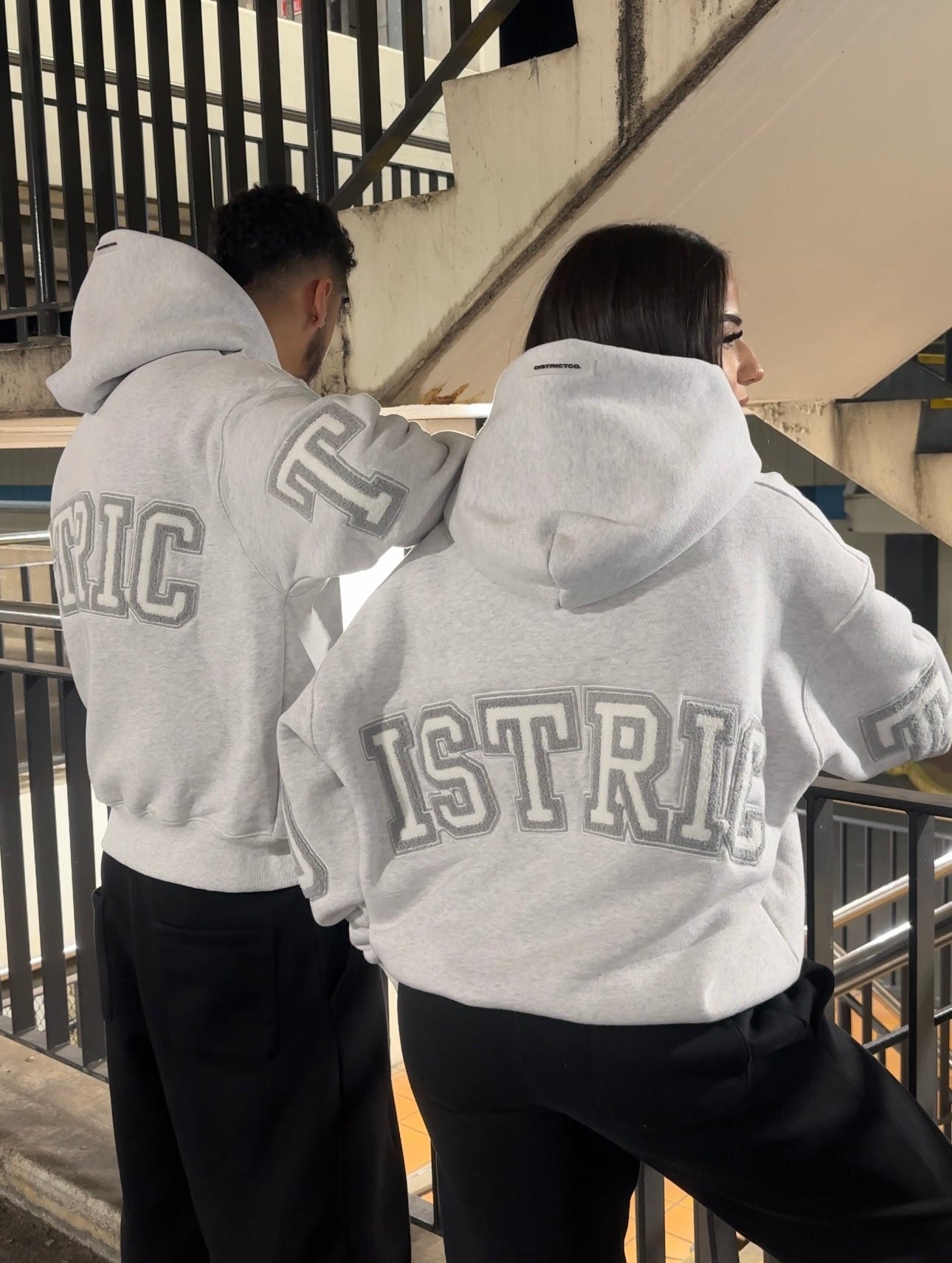 District Co. / Oversized Chenille Embroidered Essential Hoodie (LIGHT GREY)