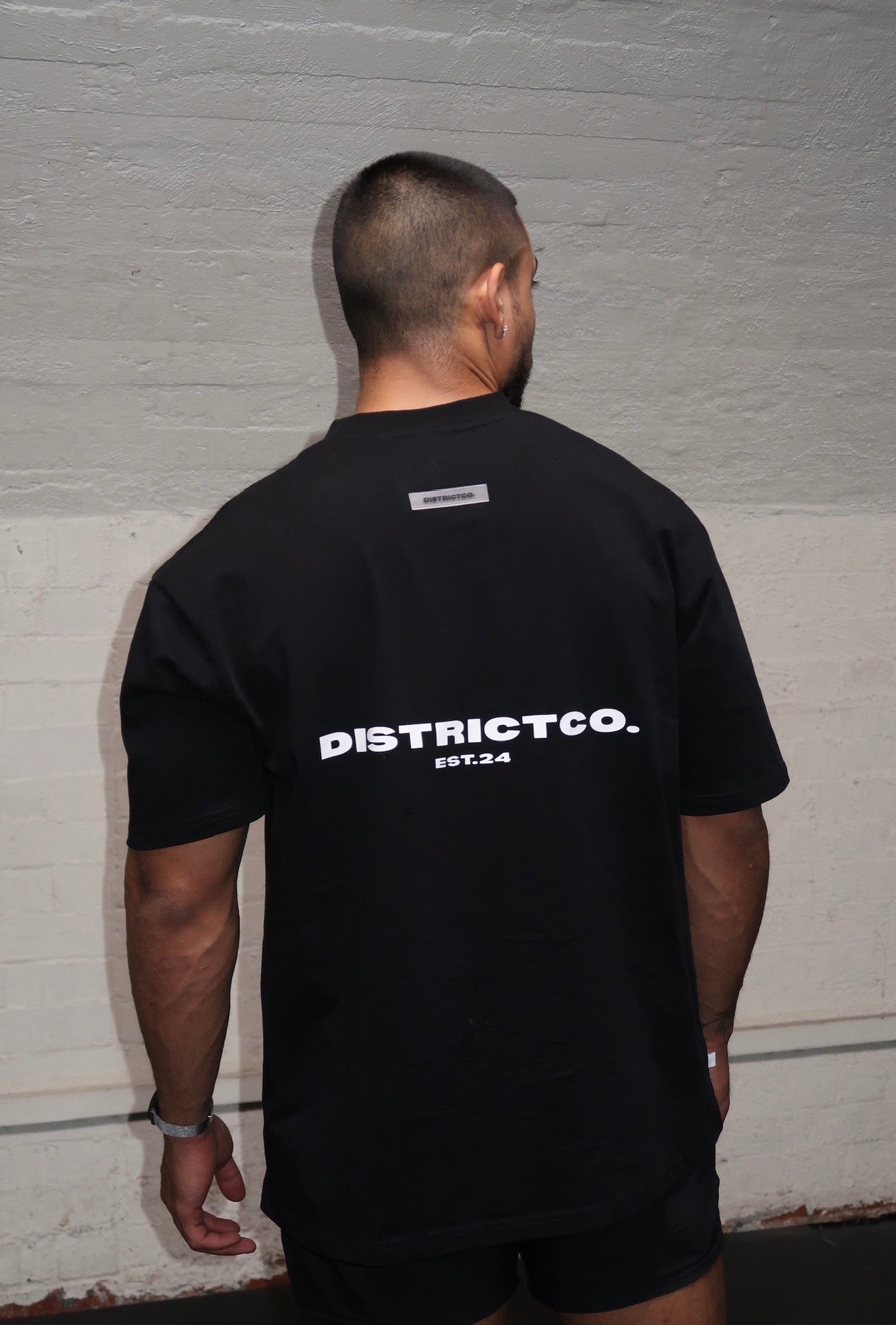 District Co. / Oversized Staple T-Shirt (BLACK)