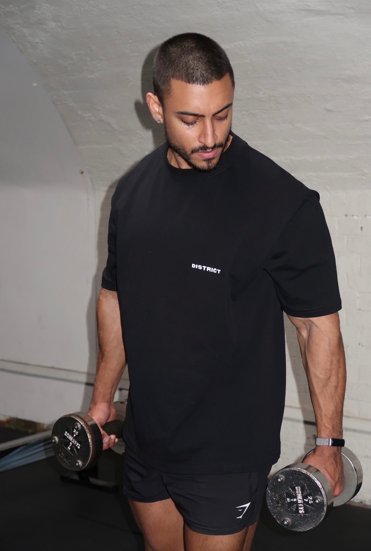 District Co. / Oversized Staple T-Shirt (BLACK)